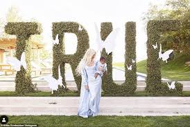 In true kardashian fashion, khloe threw her tiny princess the lushest birthday party. Khloe Kardashian Shares More Pictures From Daughter True S Birthday Daily Mail Online