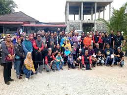 Ismail, jalan damansara, 60000 kuala. Kelab Motosikal Adik Beradik Santuni Anak Yatim