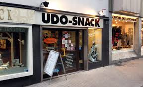 101 likes · 36 were here. Die Currywurst Bei Udo Snack In Stuttgart It S A Hoomygumb