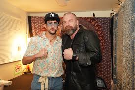 Fightful select shares more details on his recent merchandise sales and how bad bunny has helped with this. Bad Bunny Leads Merchandise Sales At Wwe Shop Superfights