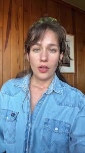 Lola Kirke Engaged