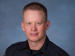 Salem police officer wins national D.A.R.E. award