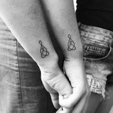 Tatuajes Y Tatuadores Cucho Tattoo Tatuaje Novios Tatuajes Amigas Tatuajes Pequenos Hombre
