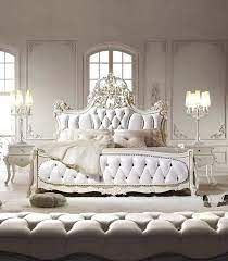 This bed set is built with a highly stylish and luxurious traditional design that will transform your bedroom into an expensive look and give a cozy feel! Top 5 Classic Bedroom Designs Home Decor Ideas Classic Bedroom Classic Bedroom Design Luxurious Bedrooms