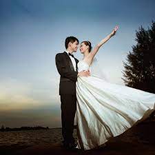 Lihat ide lainnya tentang foto perkawinan, perkawinan, foto pengantin. 9 Persiapan Foto Prewedding Outdoor Untuk Hasil Maksimal Lifestyle Liputan6 Com