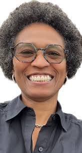 Mary Outten's Instagram, Twitter & Facebook