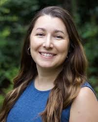 Jeanette Redmond's Instagram, Twitter & Facebook