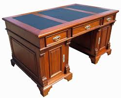 Schreibtisch Antik Grunderzeit In Farbe Kirschbaum Bzw Honig Bis Bernsteinfarben Schreibtisch Antik Grunderzeit Schreibtisch