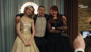 Две девицы на мели 20 серия (выпуск) 1 сезон светский раут сериал пятница 03.04.2019. Dve Devicy Na Meli Fotografii Dlya Byvshej Iz Seriala Dve Devicy Na Meli Smotret Onlajn Video Besplatno V Horoshem Kachestve Hd Videohosting Rutube