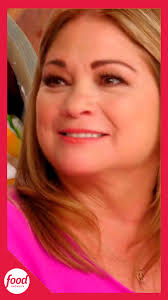 🥗🍅 Una ensalada perfecta para acompañar cualquier platillo, con  remolachas al horno y lechuga francesa. ¡Un toque fresco y sabroso! 🥬🍴  #LasRecetasdeValerie