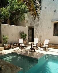 I Like The Shallow Area For Lounging I Don T Like Beach Entry Pools But Here The Shallow Area Appears To Be In Th Modern Pools Beach Entry Pool Outdoor Living