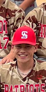 Eli Holland (@EliHolland15)