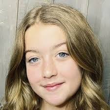 Claire Rick's Instagram, Twitter & Facebook