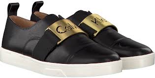 Codes promo, ventes flash, livraison offerte, trouvez le produit de vos rêves à prix réduit ! Schwarze Calvin Klein Slip On Sneaker Ilona Omoda