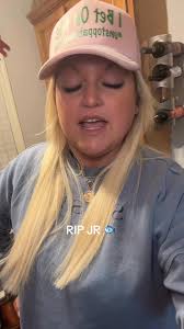 Mom fail of the day! #poorJR #bettafish #momfail THETravis Reed