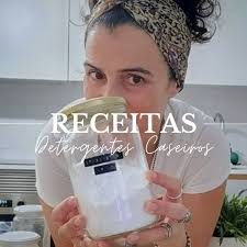 Focaccia deAlecrim, Manjericão, Azeitonas e Tomate🍅 Ninguém resiste!!! 🤤  Por aqui, já é tradição de domingo. 👉 Queres a receita? GUARDA e  EXPERIMENTA! ✨ Vais precisar: 500 g farinha 300-350 ml água