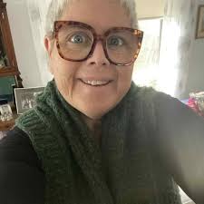 Laura Borg (@lillylaus) • Threads, Say more