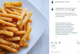 Mengulek bumbu perkedel menghaluskan kentang perkedel bawang merah goreng untuk perkedel adonan . Lagi Hits Begini Cara Membuat Stik Kentang Keju Untuk Menu Berbuka Puasa