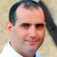 100+ profilů „Pogrebinsky“