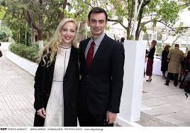 15,488 likes · 6 talking about this. Faih 3yla Kwnstantinos Giannakopoylos Baftisan Ton Gio Toys People Amp Style Eidhseis