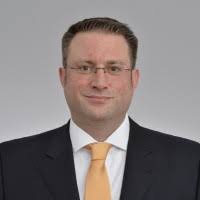 900+ perfiles de «Frueh»