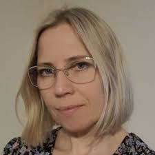 Anna Blaz's Instagram, Twitter & Facebook