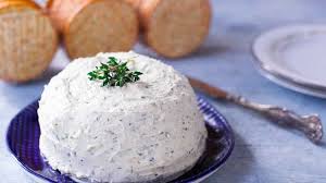 Boursin Ail Et Fines Herbes Au Thermomix Recette Thermomix Recette En 2020 Recette Artisanale Thermomix Recette Recette Boursin