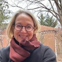 Robyn Bonner's Instagram, Twitter & Facebook