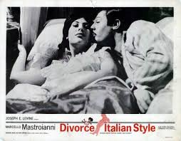 Bineinteles ca roata se invarteste si cel care pune coarne va fi si el la randul sau incornorat. Daniela Rocca