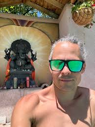 Family looking to make new friends. Any other families out there looking to  connect? We just moved to Sellwood and have a 15 month old all the time,  and 2 older boys