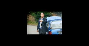 The highlights and best bits of series 2, episode 1 of doc martin.doc martin is owned and produced by buffalo pictures.primarily starring: Photos Doc Martin Les Surprises De La Saison 2 Premiere Fr