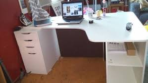 Starting Point Needs Work Ikea White Bekant Top Alex Drawer File Combo Alex Cabinet Door Not Installed Yet Home Office Space Ikea Bekant Ikea Office