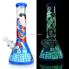 The main benefit of the bong is that the water inside the bong filtrates the smoke. 2021 12 Handpainted Beaker Glass Bong Water Pipe 7mm Thick Hookah Bongs Ice Ash Catcher Dab Oil Rigs Smoking Bubbler Pipes Bowl From Twinkle3 26 05 Dhgate Com