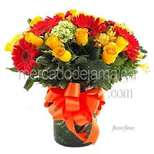 > canastillo de rosas > canastillo de 24 rosas amarillas y rojas ¡precio rebajado! Arreglos De Rosas Amarillas Y Rojas Novocom Top