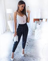 Calça Xadrez Feminina Preta E Branca Os Melhores Looks Com Calca Jogger Guita Moda Looks Looks Femininos Looks Casuais Femininos