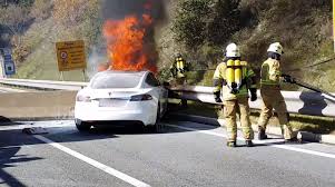 Published bydario askey modified over 6 years ago. Terrifying Tesla Video Shows Electric Car Inferno That Took 35 Firefighters To Extinguish
