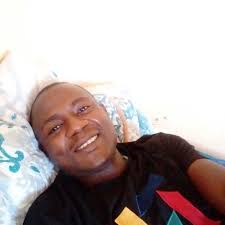 Hie ndangadiivo nethree points A level include Geo E ,Business Studies D  and Economics O plz help mi with some advice please