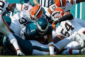 Would Eagles be making a mistake by benching Andre Dillard and putting  Jason Peters back at left tackle?