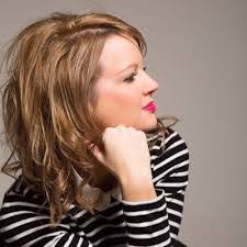 Jessica Pease's Instagram, Twitter & Facebook