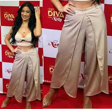 Calça Que Vai Ate A Canela Calca Boca Rosa Molde Ideias Fashion Design De Blusas Calcas Envelope