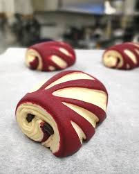 Miam Dimanche C Est Viennoiseries Non Bon Dimanche With Carrement Bon Dessert Pastry Patisserie Bakery Patisserie Bakery Pastry
