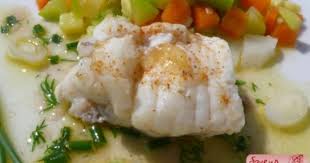 Lotte En Papillote Comme Une Langouste Macedoine Printaniere Leger Saveur Passion Food Eggs Benedict Seafood