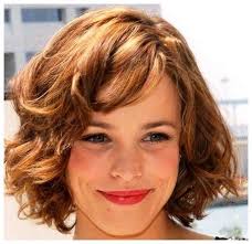 Marcia cross welliges haar stil. Schnitte Fur Dickes Welliges Haar Besten Haare Ideen Welliges Kurzes Haar Frisur Dicke Haare Kurzer Stufiger Haarschnitt