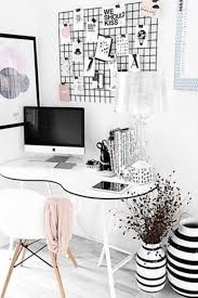 Shop target for home office ideas and inspiration. Home Office Ideas For Women On A Budget Who Want An Organized Feminine Workspace At Home Kontorsinspiration Hem Inredning Inredning
