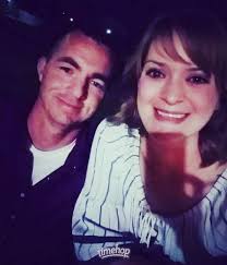 Can someone edit my wedding photo?