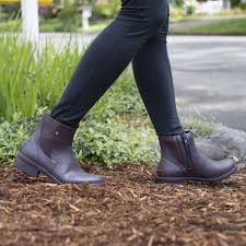 Find women's boots including waterproof boots, chelsea boots & ankle boots at little burgundy. Pin On Bogs Spring Summer