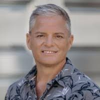 Gordon Gillis's Instagram, Twitter & Facebook