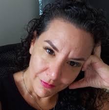 Hamsa Tarot by Jennifer की प्रोफ़ाइल