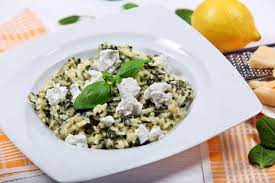 Maybe you would like to learn more about one of these? Risotto Con Spinaci E Ricotta Il Primo Piatto Cremoso E Delicato