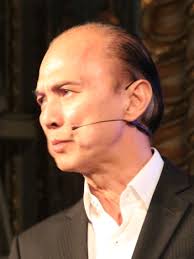 File:Jimmy Choo (cropped).jpg